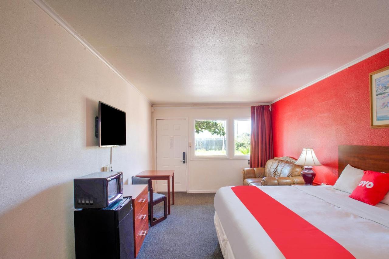 Capital O Padre Island Hotel